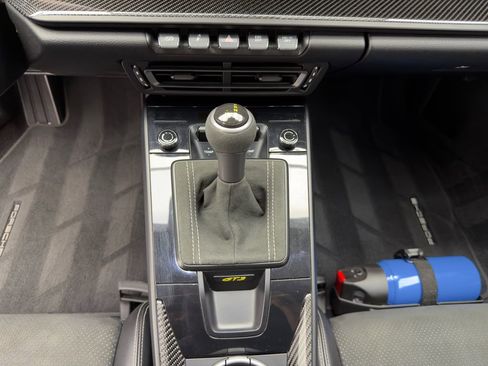 Used 2022 Porsche 911 GT3 image 46