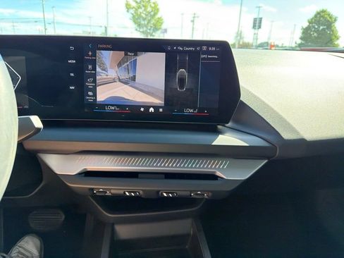 Used 2025 BMW 228i xDrive AWD/4WD image 22