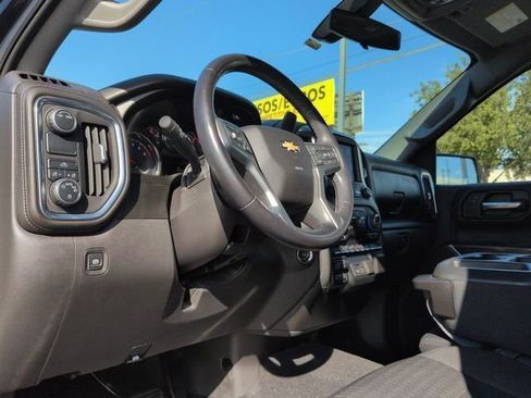 Used 2020 Chevrolet Silverado 1500 LT w/ Texas Edition image 8