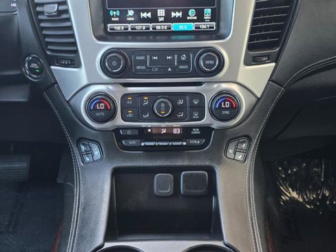 Used 2018 GMC Yukon XL SLT AWD/4WD image 17