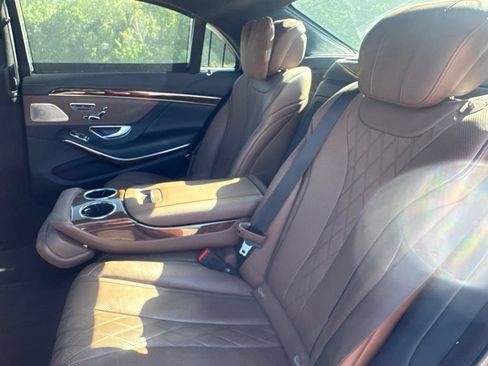 Used 2017 Mercedes-Benz S 550 4MATIC Sedan image 18