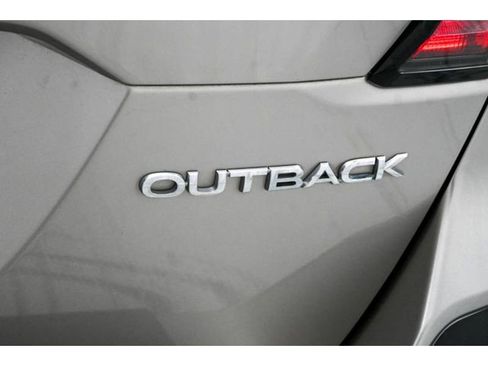 Used 2020 Subaru Outback Limited image 53