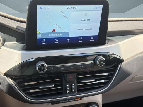 Used 2020 Ford Escape SE FWD image 23