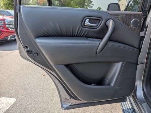 Used 2022 Nissan Armada Platinum w/ Captain's Chairs Package RWD image 28