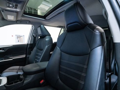 Certified 2023 Toyota RAV4 XLE Premium image 6