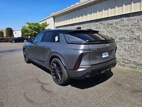 New 2026 Cadillac Lyriq V AWD/4WD image 4