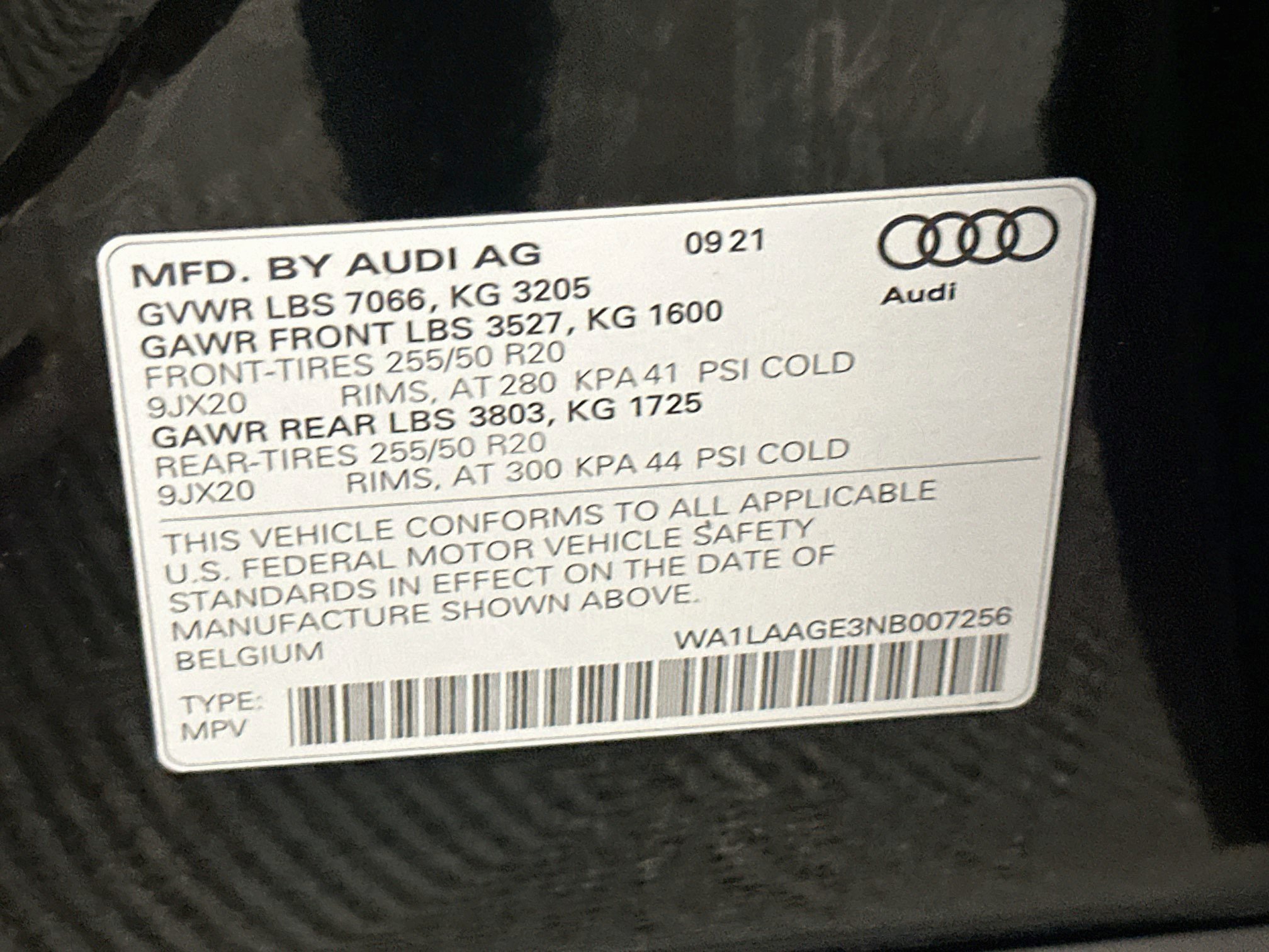Used 2022 Audi e-tron Premium Plus AWD/4WD image 12