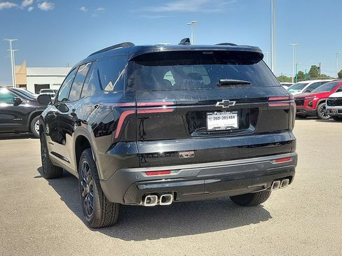New 2026 Chevrolet Traverse LT w/ Midnight/Sport Edition FWD image 9