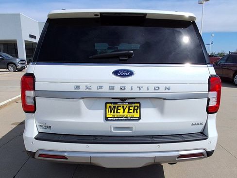 Used 2024 Ford Expedition Max XLT AWD/4WD image 7