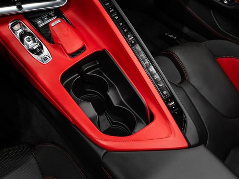 Used 2020 Chevrolet Corvette Stingray 3LT *Z51 PERFORMANCE w/ 3LT Preferred Equipment Group image 31