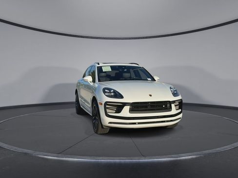 Used 2022 Porsche Macan S AWD/4WD image 3