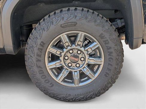 New 2024 GMC Sierra 1500 AT4X image 8