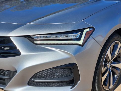 Certified 2025 Acura TLX Technology Package image 9