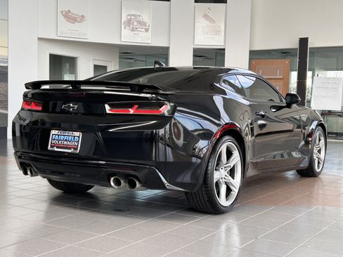 Used 2018 Chevrolet Camaro SS image 7