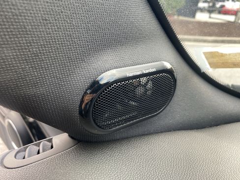 Used 2018 MINI Cooper S image 48