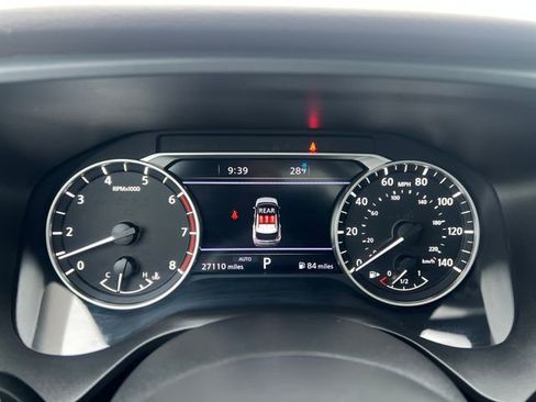 Used 2023 Nissan Rogue SL w/ SL Premium Package image 24