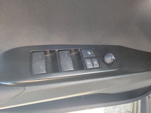 Used 2025 Toyota Camry SE w/ Multimedia Upgrade Package FWD image 13