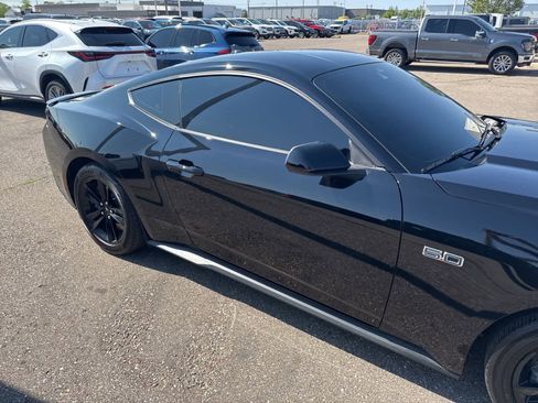 Used 2025 Ford Mustang GT RWD image 7