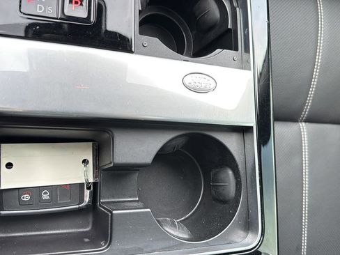 Used 2021 Land Rover Range Rover Velar R-Dynamic S image 25