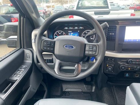 New 2026 Ford F250 XL w/ XL Chrome Package image 29