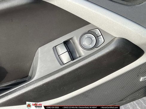 Used 2022 Chevrolet Camaro LT w/ Technology Package image 15