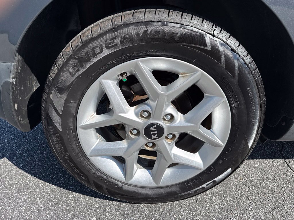 Used 2020 Kia Soul S FWD image 9