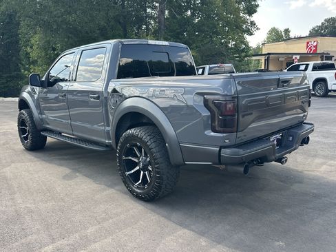 Used 2018 Ford F150 Raptor w/ Equipment Group 802A Luxury AWD/4WD image 6