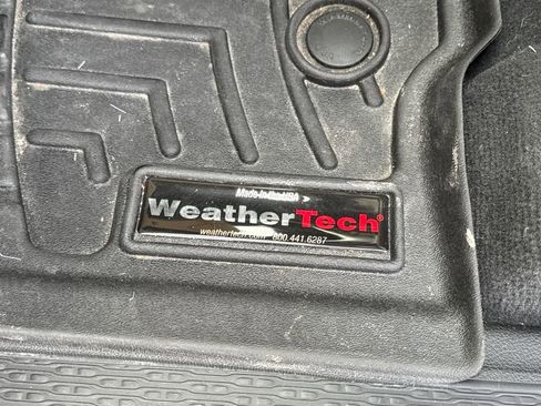 Used 2023 Jeep Grand Cherokee L Limited image 20