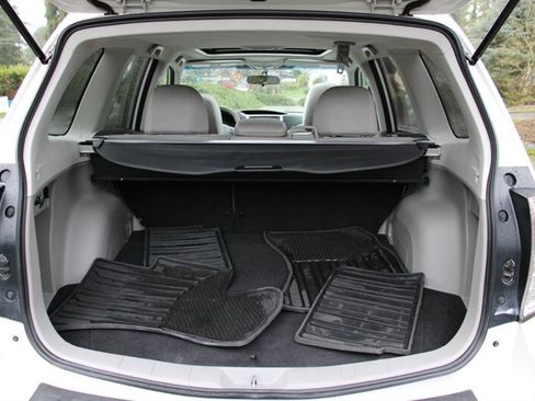 Used 2012 Subaru Forester 2.5X Premium image 16