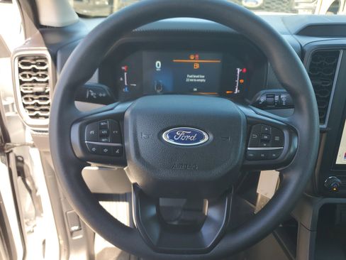 Used 2025 Ford Ranger XL image 26