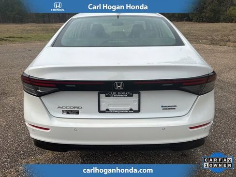 Used 2023 Honda Accord Touring image 8