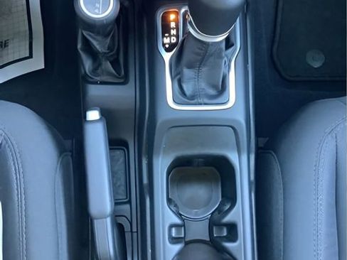 Certified 2021 Jeep Wrangler Unlimited Sport image 23