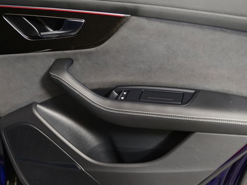 Used 2023 Audi SQ8 Premium Plus w/ SQ8 Luxury Package image 22