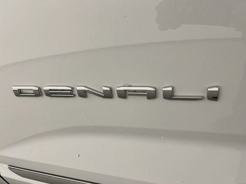 Used 2026 GMC Terrain Denali AWD/4WD image 32