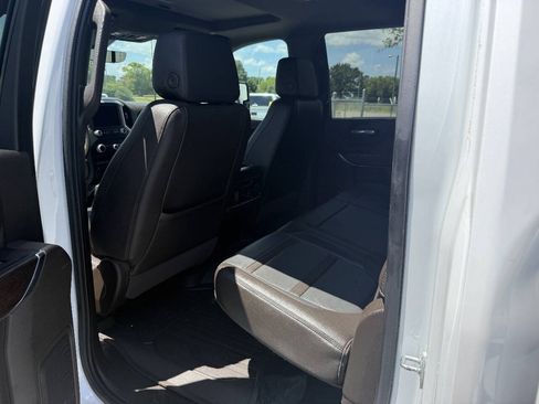 Used 2021 GMC Sierra 3500 Denali w/ Denali Ultimate Package AWD/4WD image 10