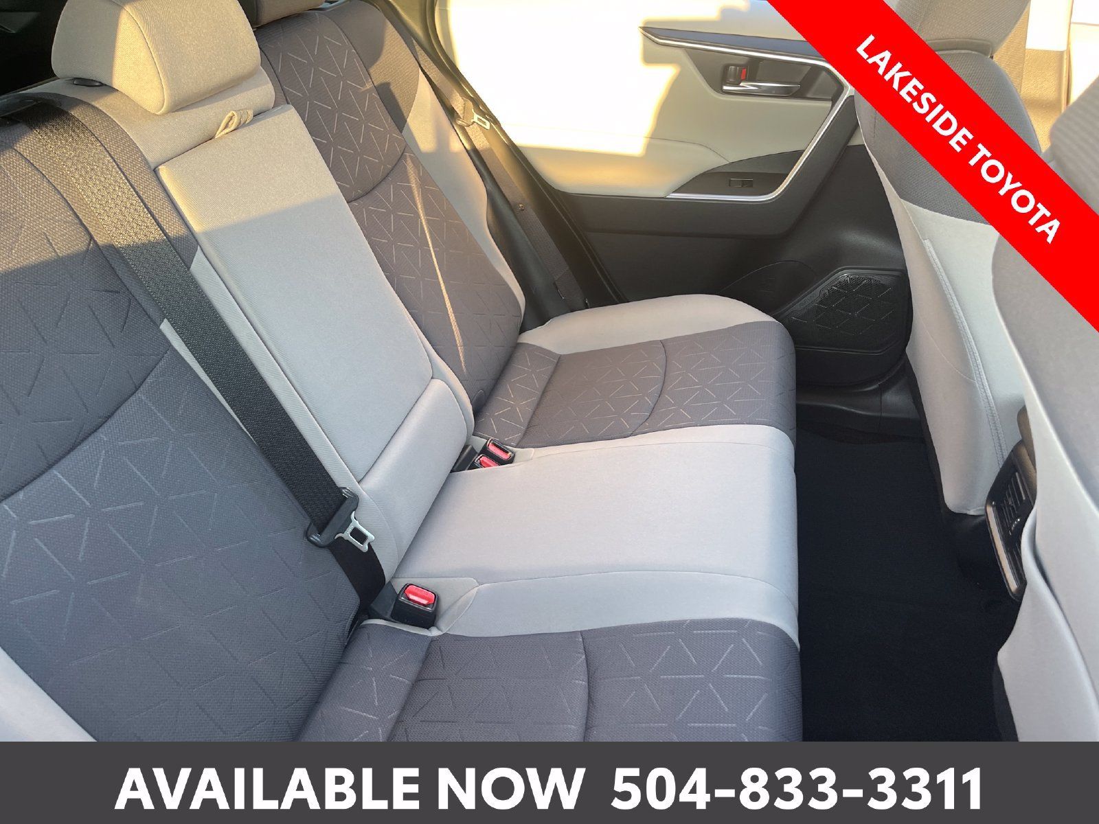 Used 2021 Toyota RAV4 XLE w/ Convenience Package AWD/4WD image 18