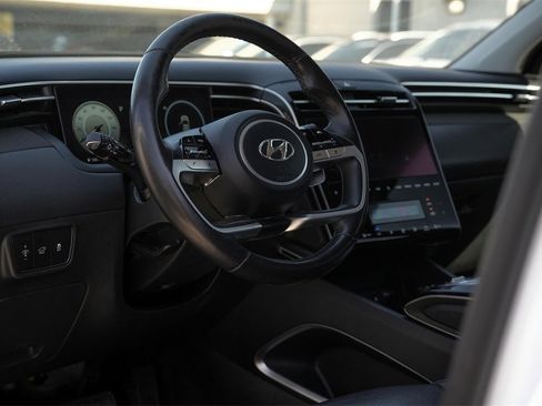 Used 2024 Hyundai Tucson Limited image 8
