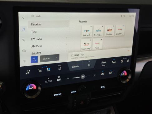 Certified 2024 Lexus GX 550 w/ Accessory Package (31) image 23