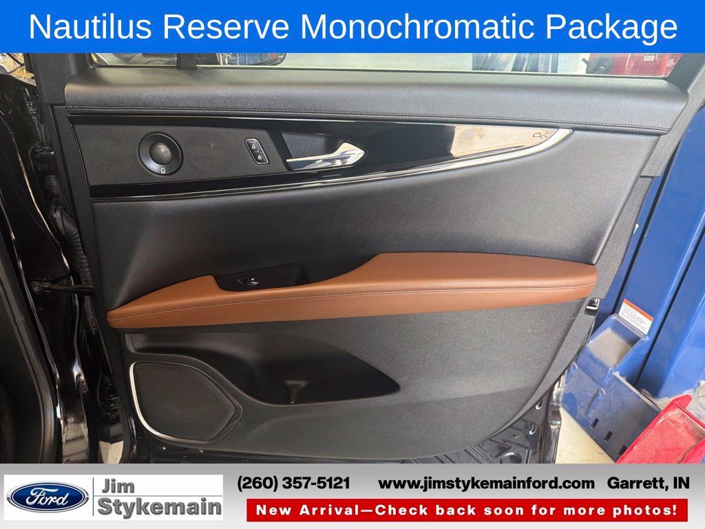 Used 2023 Lincoln Nautilus Reserve w/ Equipment Group 201A AWD/4WD image 32
