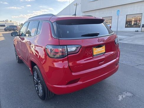 Certified 2022 Jeep Compass Limited w/ (RED) Package image 3