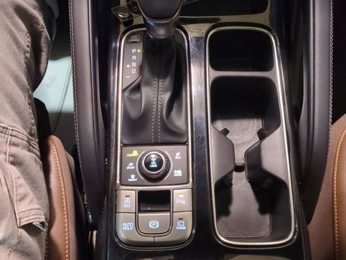 Used 2021 Kia Telluride SX w/ SX Prestige Package image 20