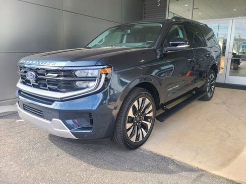New 2026 Ford Expedition Platinum image 1