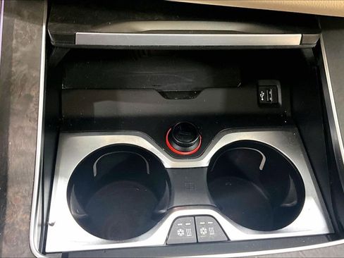 Used 2019 BMW X7 xDrive50i w/ Premium Package image 26