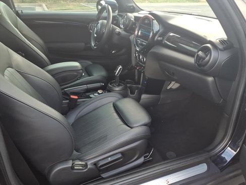 Used 2020 MINI Cooper S FWD image 24