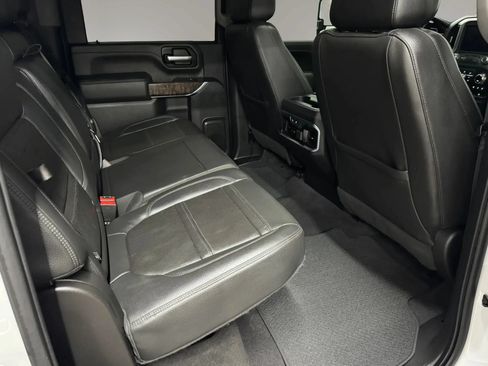 Used 2020 GMC Sierra 2500 Denali w/ Denali Ultimate Package AWD/4WD image 17