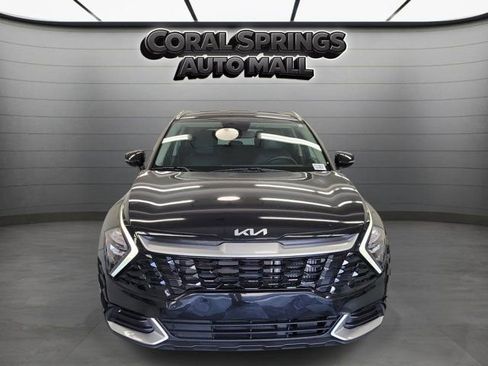 Used 2023 Kia Sportage EX AWD/4WD image 2