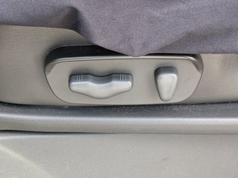 Used 2011 Nissan Pathfinder Silver w/ Protection Pkg image 19