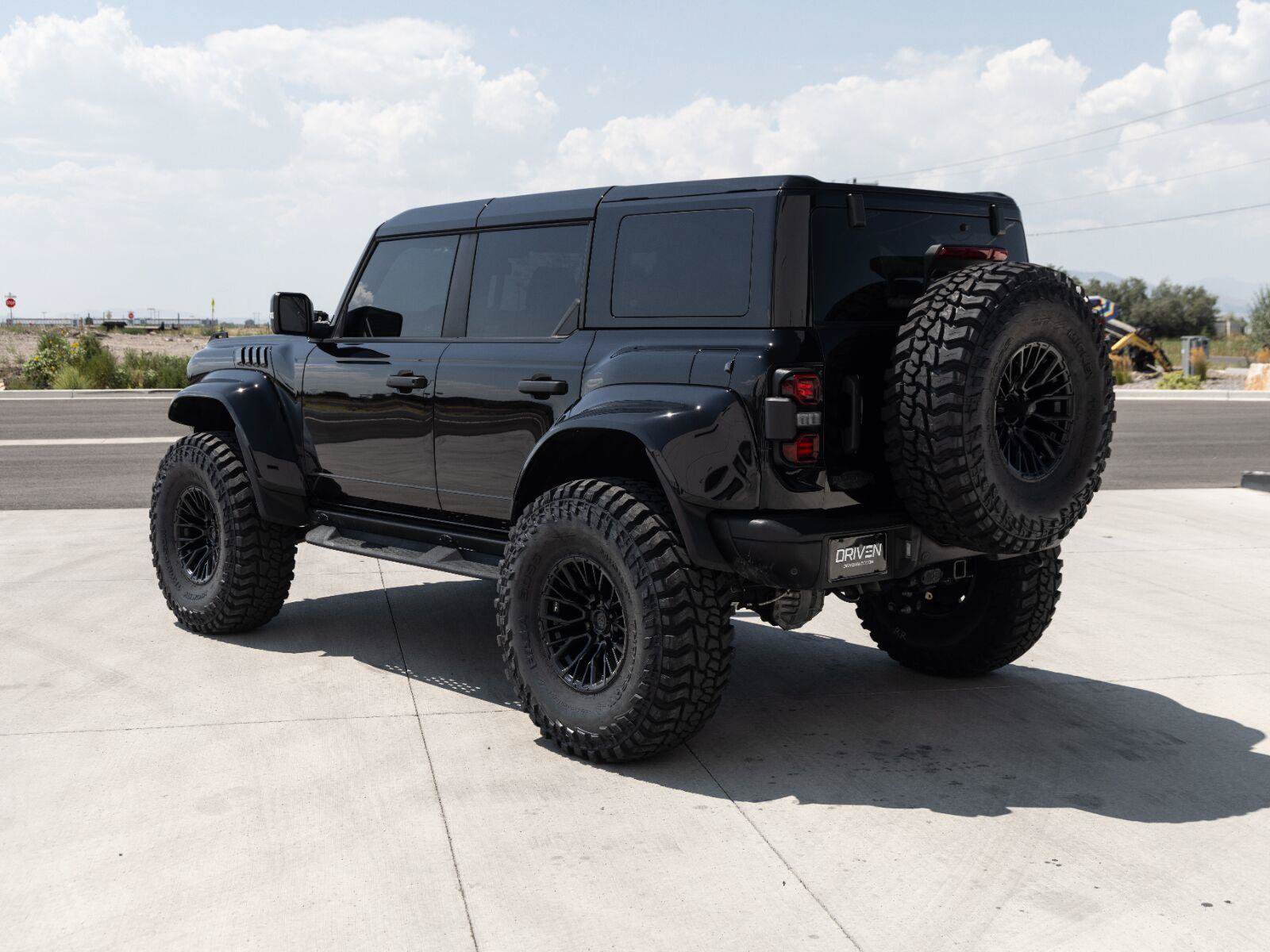 Used 2025 Ford Bronco Raptor w/ Interior Carbon Fiber Pack AWD/4WD image 13