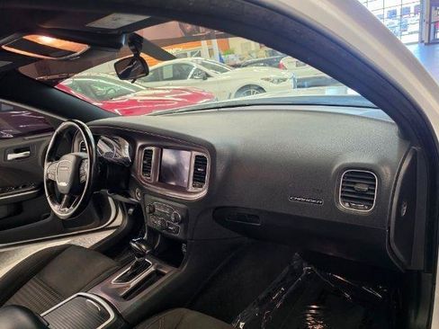 Used 2023 Dodge Charger SXT RWD image 13