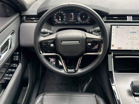 Used 2026 Land Rover Range Rover Velar S image 28
